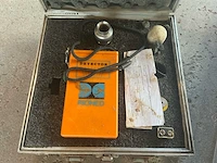 Rioned rioolreinigingsset met 1/2" turbinesnijder ø100–150 mm en elektronische leidingdetector, 2 koffers - afbeelding 12 van  15