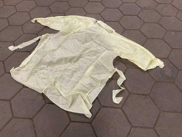 Ritmed assure wear partij isolation gown - afbeelding 2 van  4