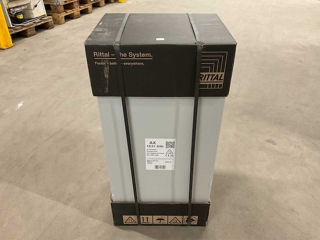 Rittal ax kompakt 1037.000 schakelkast - afbeelding 2 van  3