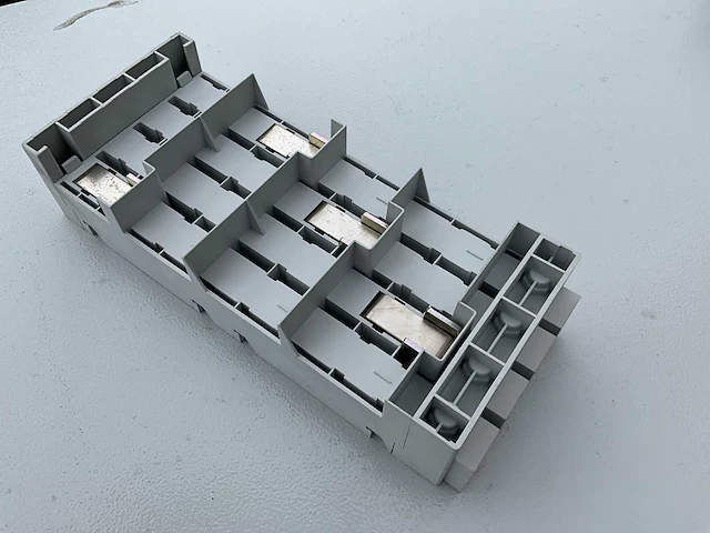Rittal sv 9342.514 stroomverdeelblok 160a 690v (10x) - afbeelding 2 van  4