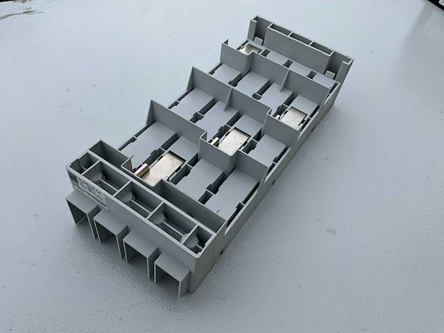 Rittal sv 9342.514 stroomverdeelblok 160a 690v (10x) - afbeelding 1 van  4