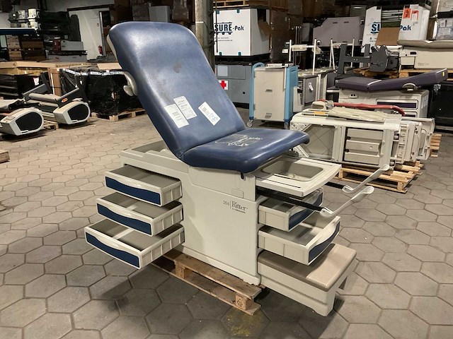 Ritter 204-005 examination table - afbeelding 6 van  7