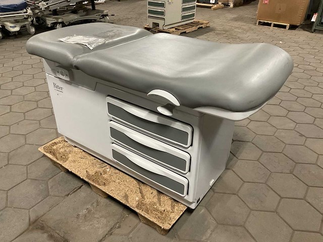 Ritter 204-014 examination table - afbeelding 4 van  8