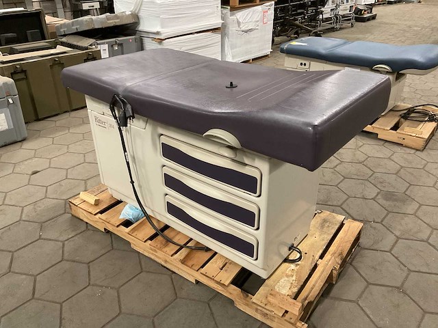 Ritter 204 examination table - afbeelding 2 van  8