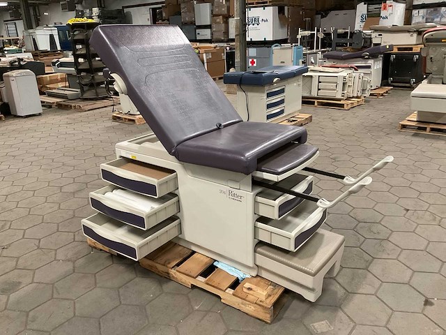 Ritter 204 examination table - afbeelding 6 van  8