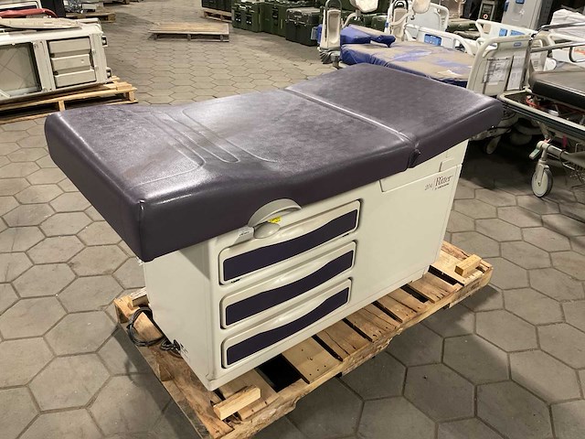 Ritter 204 examination table - afbeelding 1 van  7