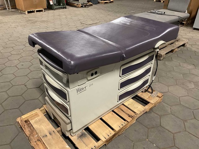 Ritter 204 examination table - afbeelding 3 van  7