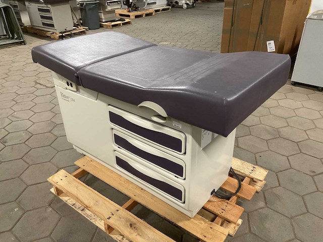 Ritter 204 examination table - afbeelding 4 van  8