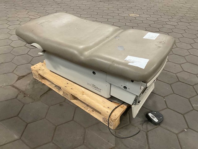 Ritter 222-017 examination table - afbeelding 2 van  4