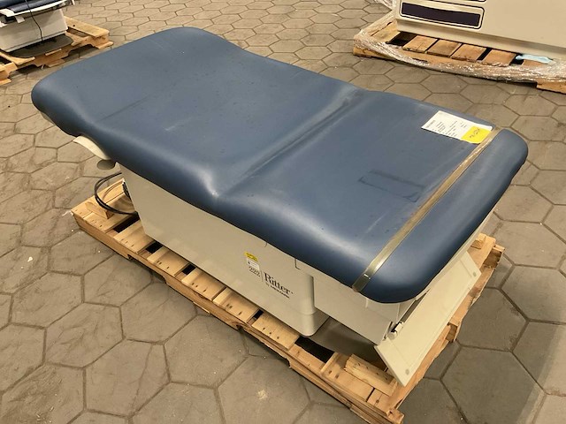 Ritter 222 examination table - afbeelding 5 van  6