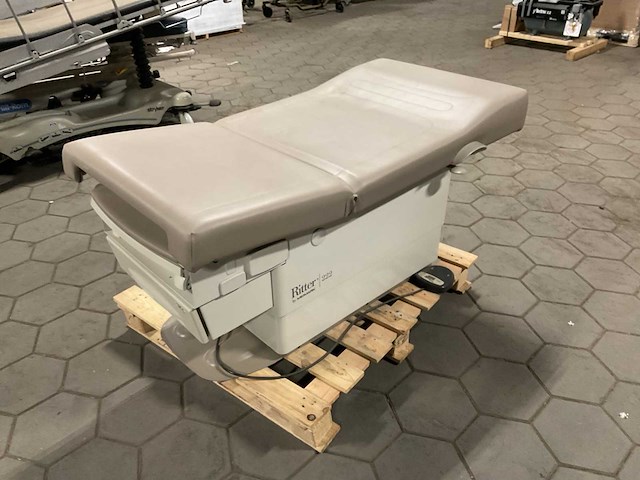 Ritter 222 examination table - afbeelding 3 van  7