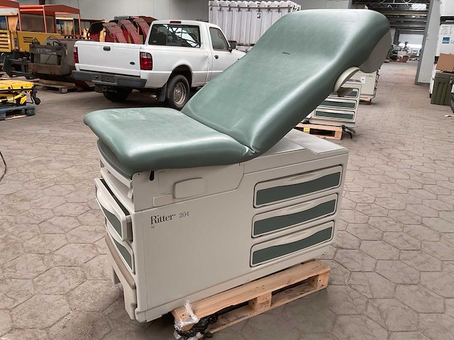 Ritter by midmark 204 medische onderzoekstafel - afbeelding 6 van  11