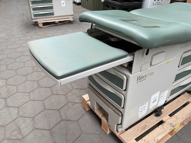 Ritter by midmark 204 medische onderzoekstafel - afbeelding 3 van  4