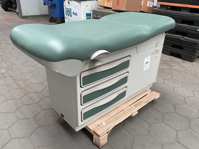 Ritter by midmark 204 medische onderzoekstafel - afbeelding 4 van  11