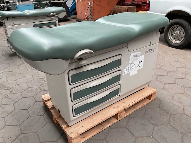 Ritter by midmark 204 medische onderzoekstafel - afbeelding 5 van  12