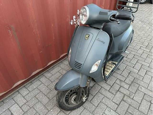 Riva - bromfiets scooter - afbeelding 2 van  8