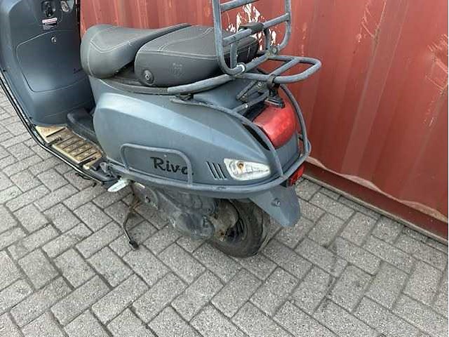 Riva - bromfiets scooter - afbeelding 6 van  8
