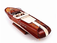 Riva aquarama met wit interieur | schaalmodel 1:14 | 55 cm - afbeelding 3 van  3