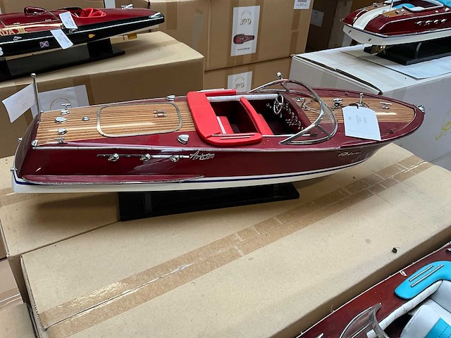 Riva ariston decoratie speedboot - afbeelding 1 van  5