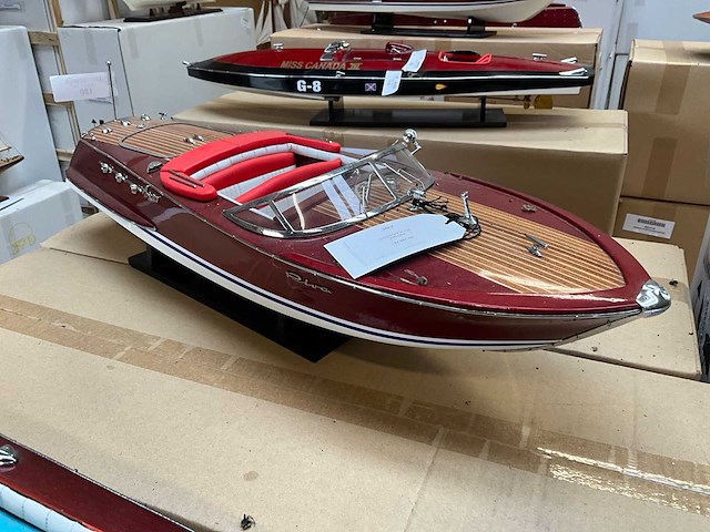 Riva ariston decoratie speedboot - afbeelding 2 van  5