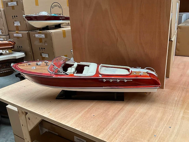 Riva speedboot - afbeelding 2 van  6