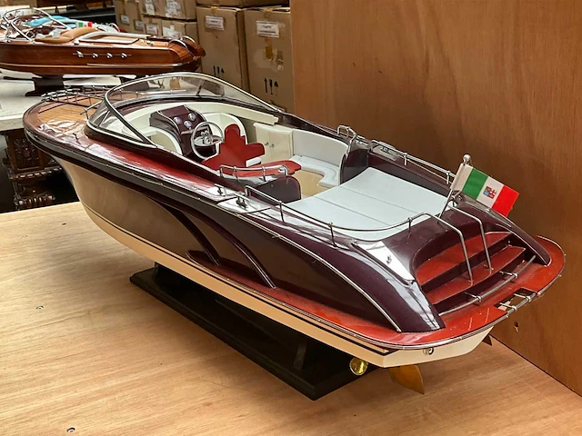 Riva speedboot - afbeelding 3 van  7