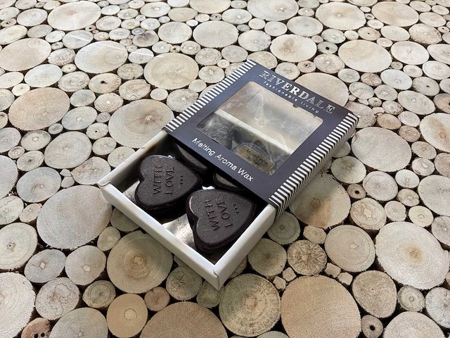 Riverdale mahogany melting aroma wax (69x) - afbeelding 1 van  5