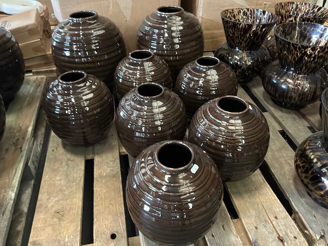 Riverdale partij vazen granada bruin (8x) - afbeelding 1 van  9