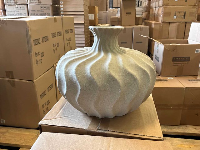 Riverdale – vaas cherelle 27cm mat zand - afbeelding 3 van  8