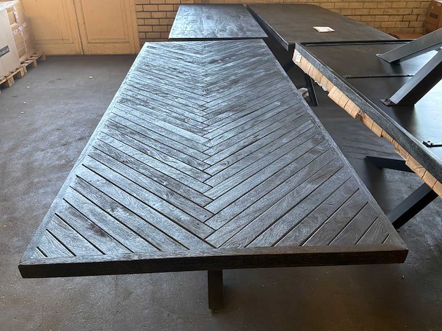 Rivero eetkamertafel - afbeelding 5 van  9