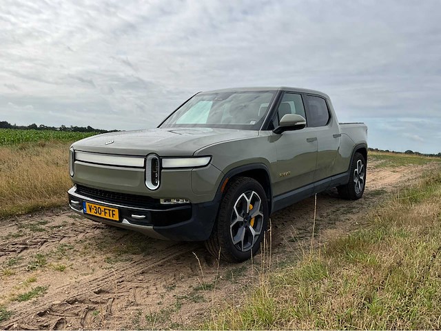 Rivian - r1t - 2022 - afbeelding 1 van  38