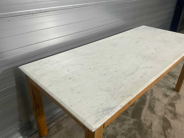 Rivièra maison eetkamertafel met marmerenblad - afbeelding 3 van  11