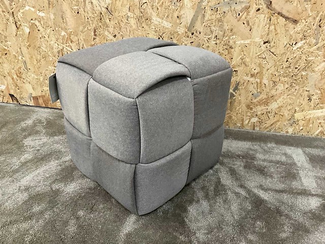 Riviera maison qbic stool poef - afbeelding 1 van  4