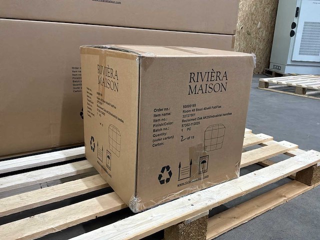 Rivièra maison room 48 poef - afbeelding 5 van  5