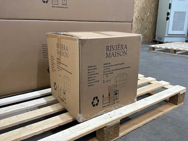 Rivièra maison room 48 poef - afbeelding 5 van  5