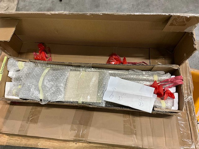 Rivièra maison sofa gold winkeldisplay (5x) - afbeelding 1 van  2