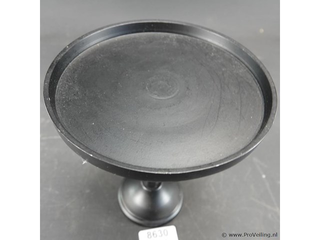 Rivièra maisonin hoogte verstelbaar ijzeren taartplateau - afbeelding 3 van  5