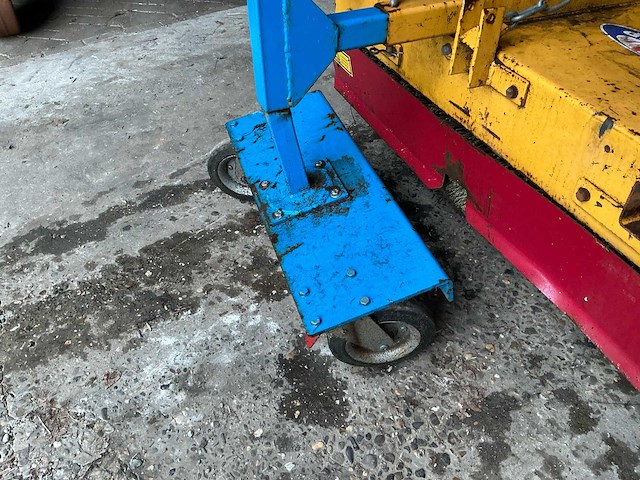 Riwal hydraulische veegmachine met driepuntsaankoppeling - afbeelding 3 van  17