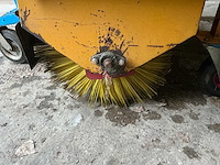 Riwal hydraulische veegmachine met driepuntsaankoppeling - afbeelding 5 van  17