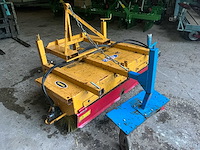 Riwal hydraulische veegmachine met driepuntsaankoppeling - afbeelding 15 van  17