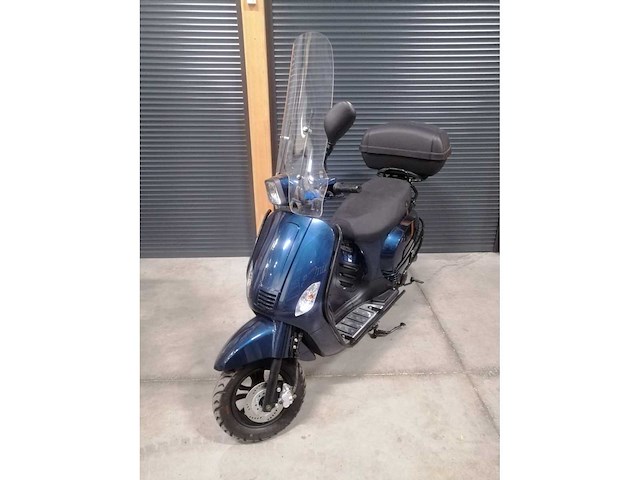 Riya - snorscooter - sunny-ii city qt-16 - scooter - afbeelding 8 van  12