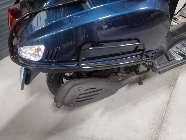 Riya - snorscooter - sunny-ii city qt-16 - scooter - afbeelding 10 van  12