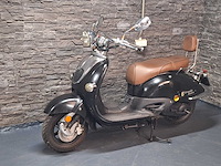 Riya grande retro 45km bromscooter - afbeelding 2 van  7