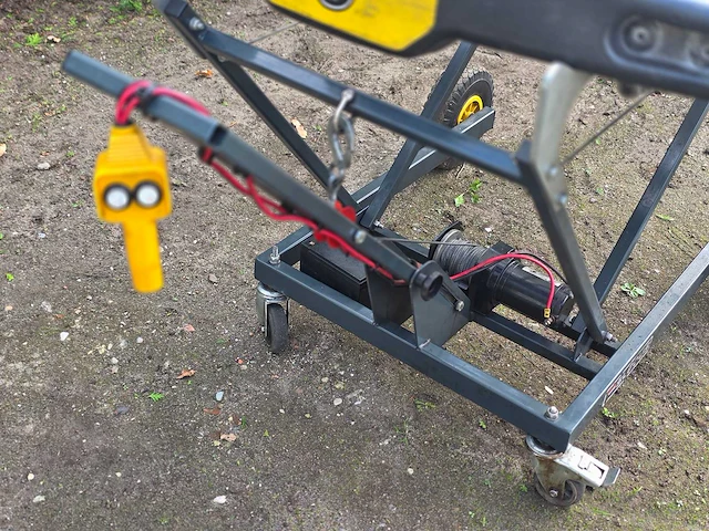 Rk racing kart - rk 30 - robert kubica - 125cc - elektrische schaarwagen - afbeelding 3 van  11