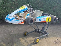 Rk racing kart - rk 30 - robert kubica - 125cc - elektrische schaarwagen - afbeelding 1 van  11