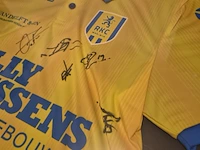 Rkc waalwijk gesigneerd voetbalshirt eredivisie 2024 met sjaal - afbeelding 12 van  14