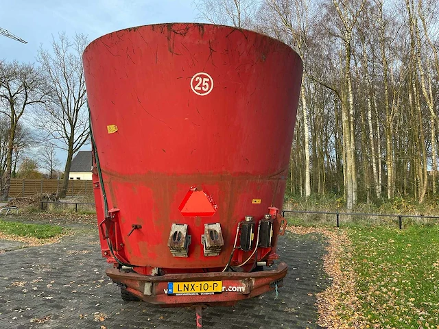 Rmh - 2010 - mixell 26 - voermengwagen - afbeelding 24 van  29