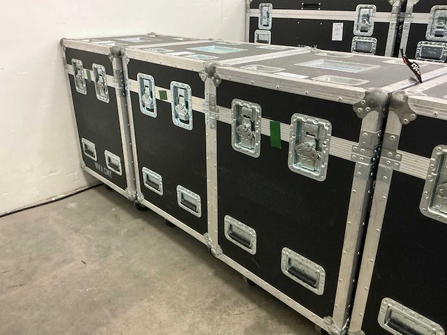 Robe - viva cmy rns 2 - led moving head (6x) - afbeelding 5 van  14