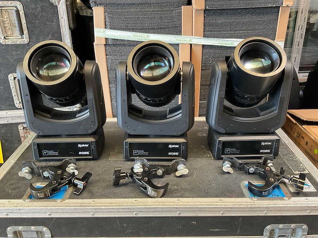 Robe spikie led-moving head (3x) - afbeelding 1 van  5