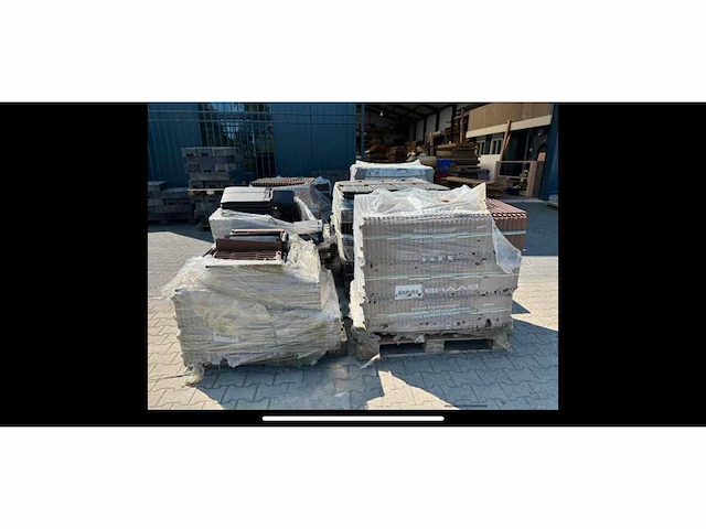 Roben - pallet keramische dakpannen (8x) - afbeelding 12 van  14